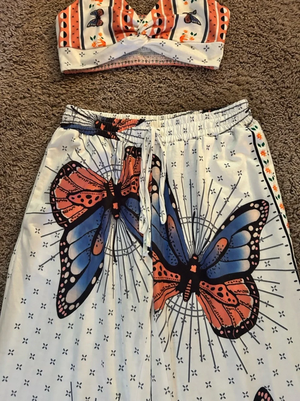 2-pc Butterfly-Print Wide-Leg Top and Pants — White with Orange & Blue - Picture 3 of 16